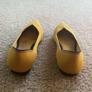 EUC Rothy’s yellow pointed toe flats